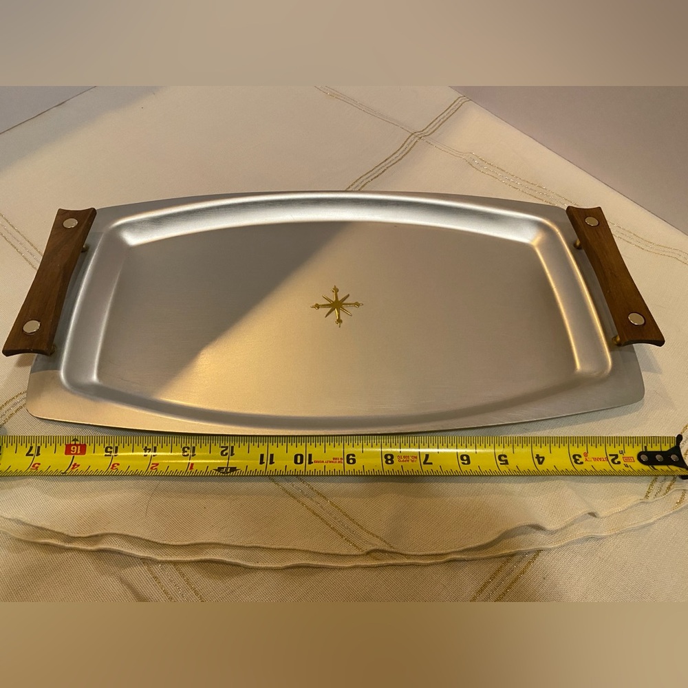 Vintage Mirro Medallion Atomic Wood Handled Aluminum Tray. Like new 1950s